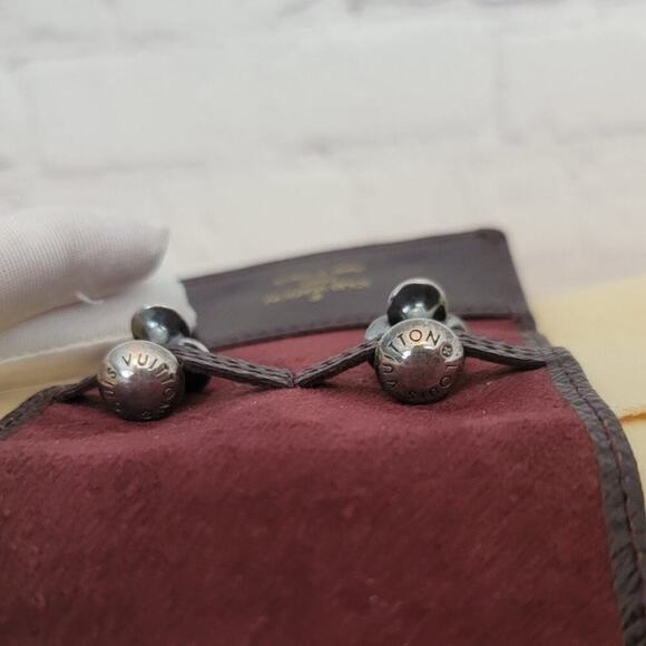Louis Vuitton Silver Cuff Links - Picture 10 of 10